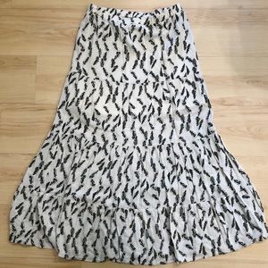 Rachel & Chloe white midi skirt with feathers